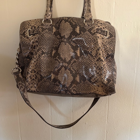 Michael Kors Tan Snake Print Tote - Picture 8 of 15